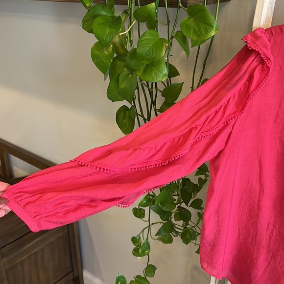 Hot pink long sleeve Ann Taylor blouse with ruffle shoulder and sleeve detail - Picture 3 of 3